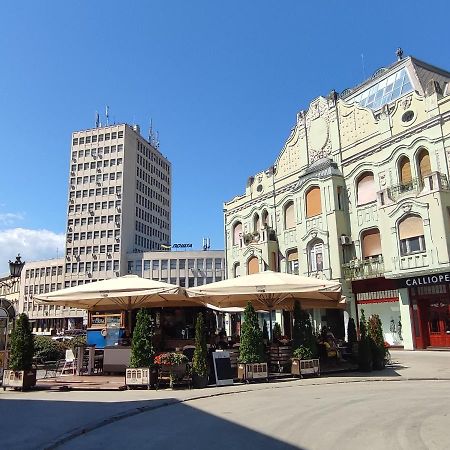 Menrat Apartment Novi Sad Ngoại thất bức ảnh