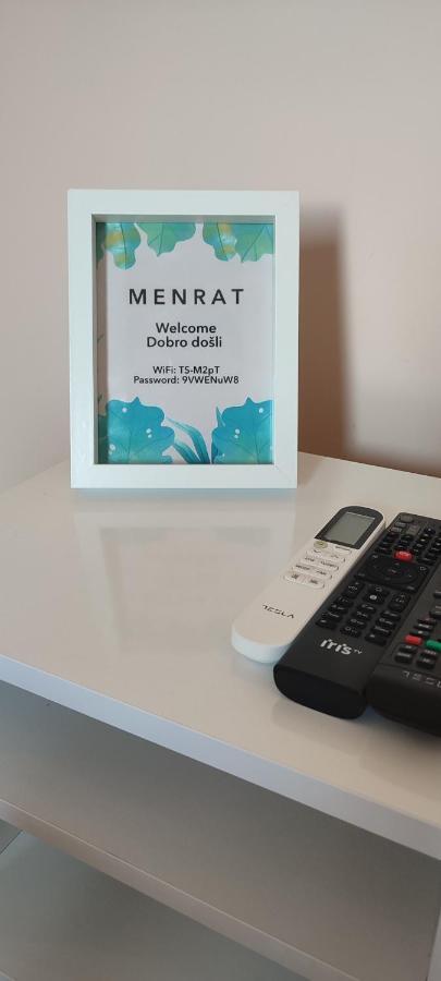 Menrat Apartment Novi Sad Ngoại thất bức ảnh